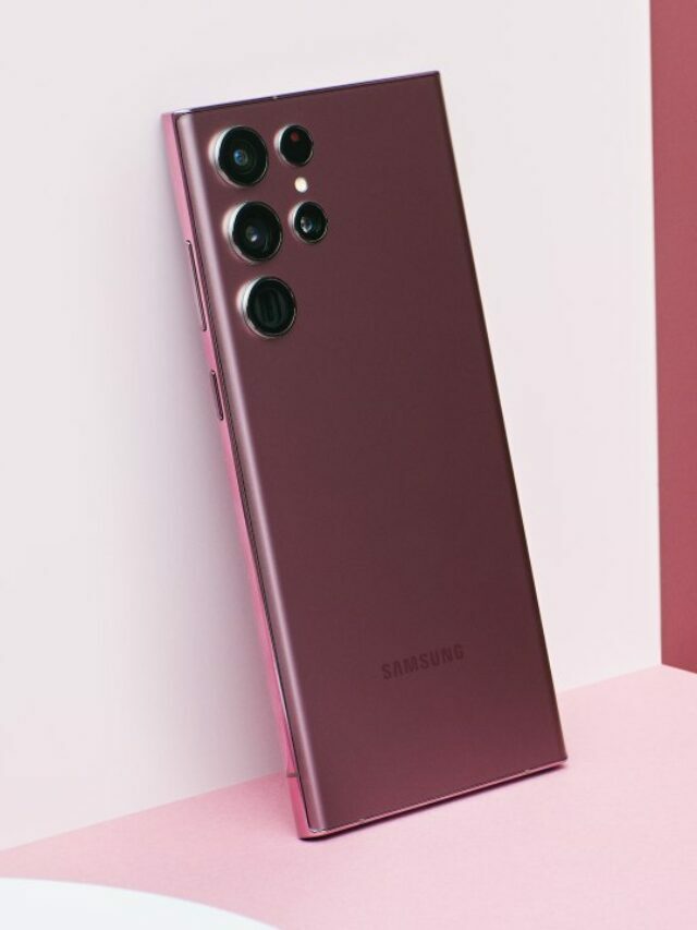 Carrier-locked Galaxy S21/S22/Note 20 get March 2023 security update in the US
