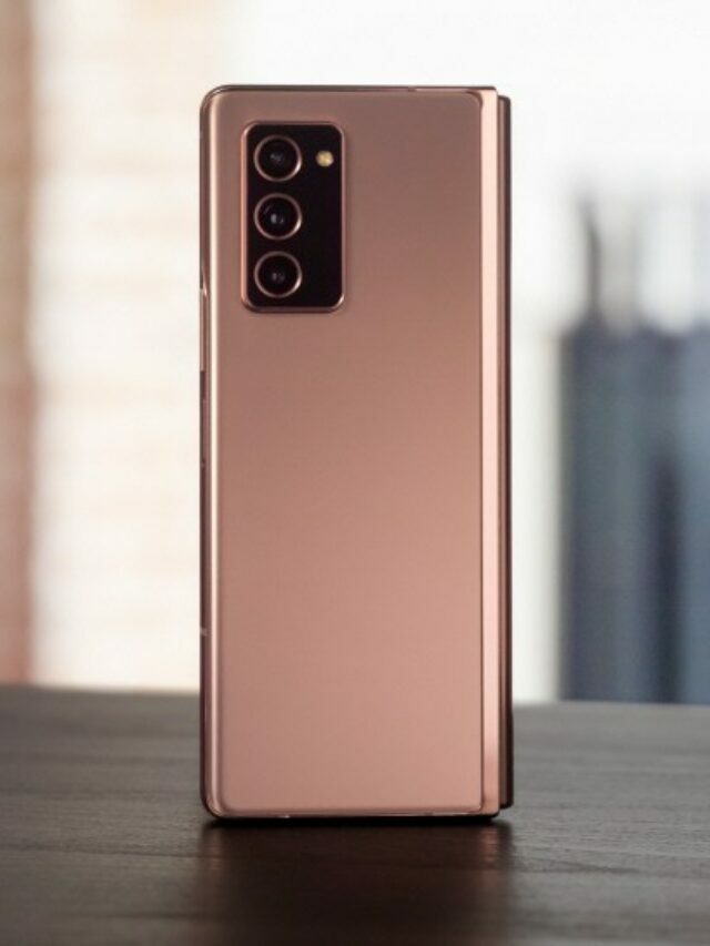 Unlocked Galaxy Z Fold 2 gets Android 13 with One UI 5.0 in the US