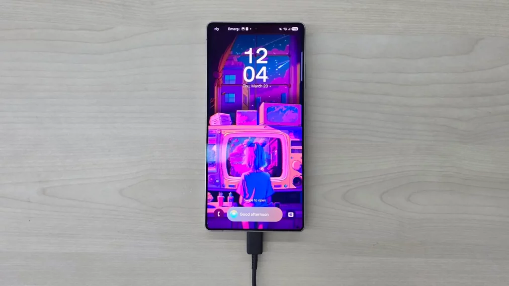 Galaxy S25 Ultra Charging