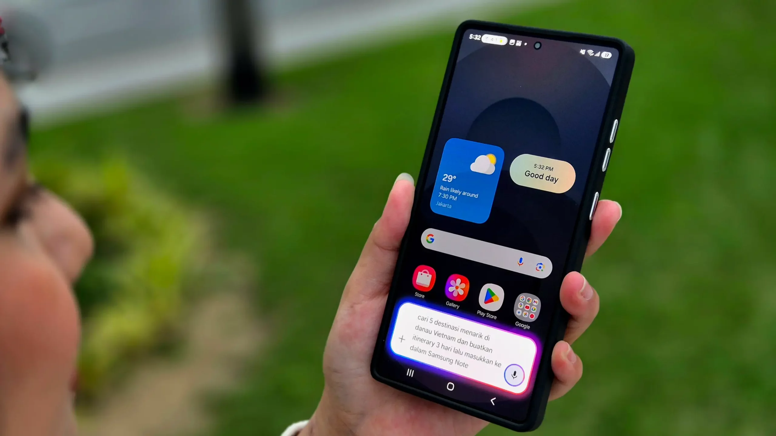 Samsung Galaxy S25 Ultra Home Screen
