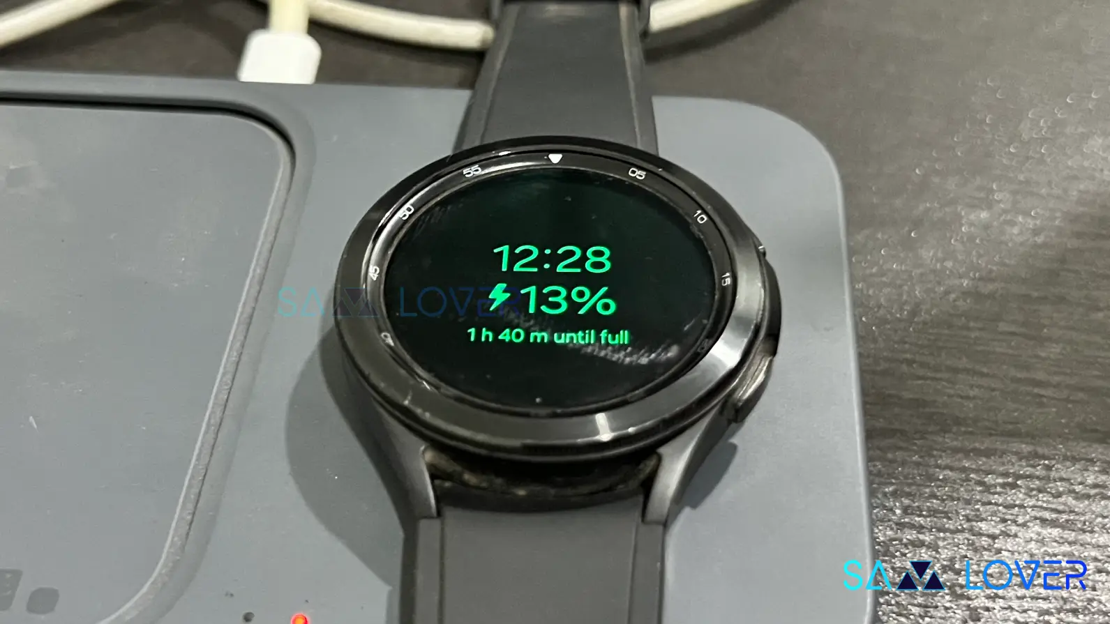 One UI 6 Watch Charging