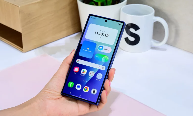 Galaxy Z FOld 7 Home Screen