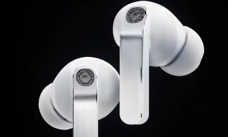 Galaxy Buds 4 Pro Grok render